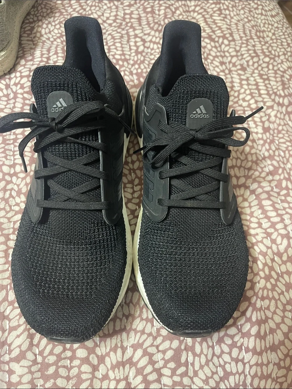Adidas - Picture 3 of 5